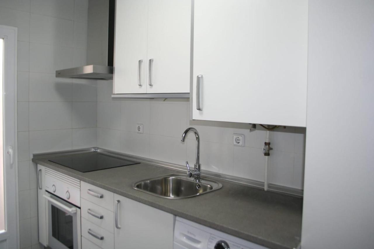 Appartamento Alojamiento Adelfas Madrid Esterno foto