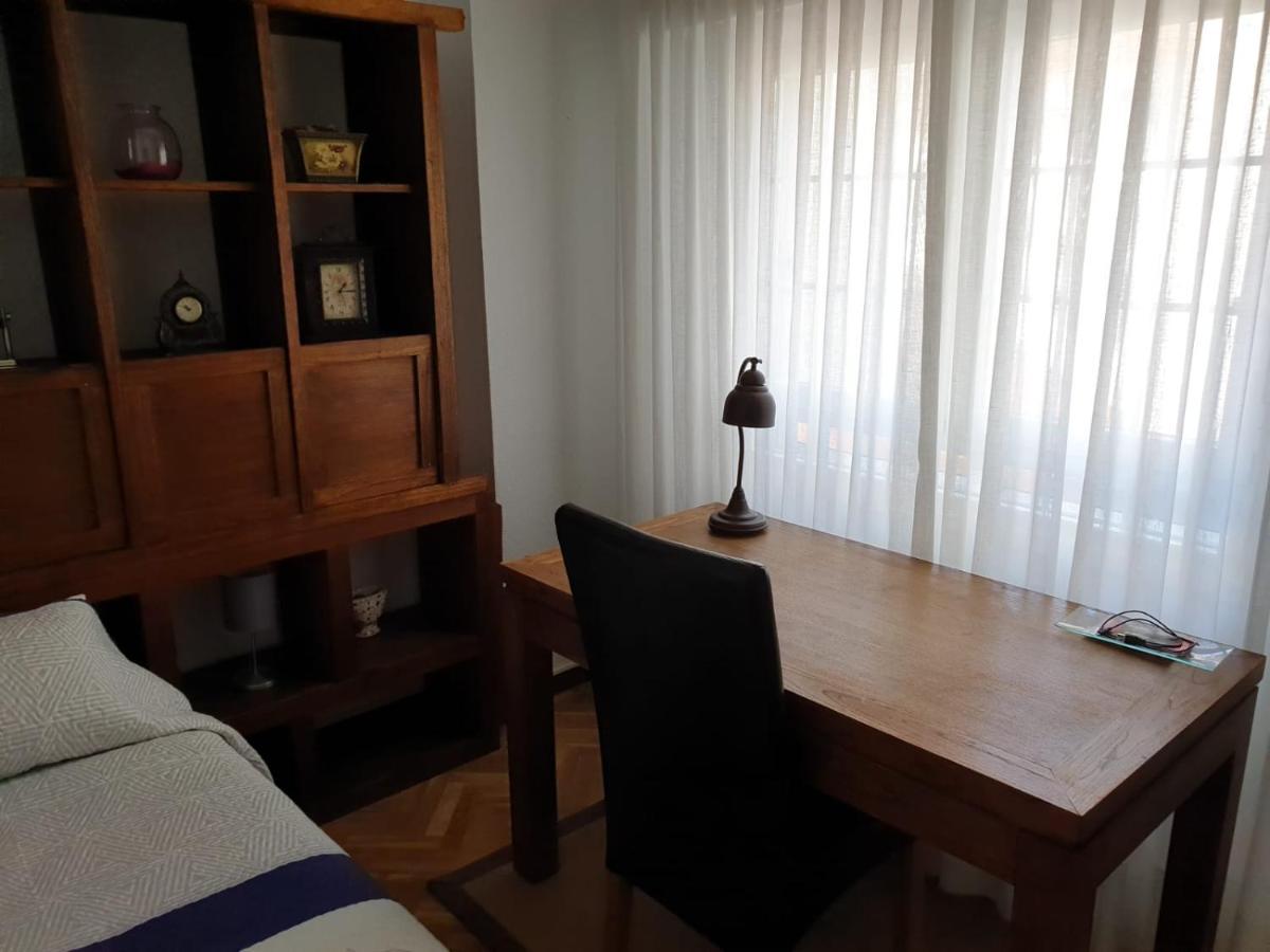 Appartamento Alojamiento Adelfas Madrid Esterno foto